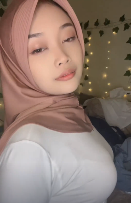 bokep indo si cantik krudung pink suka mendesah