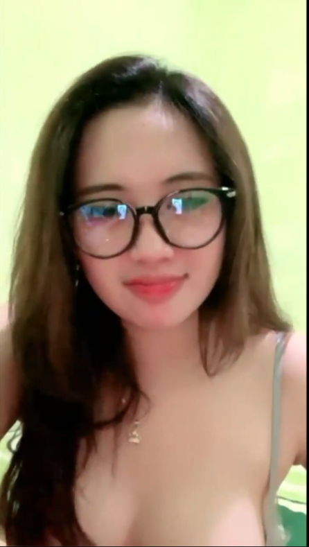 Bokep Indo live pemula omek barbar