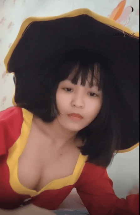 Dedek Rara Nadifa Cosplayer Colmek