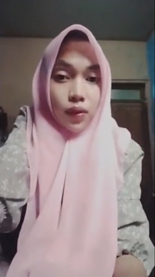 bokep indo hijab masturbation